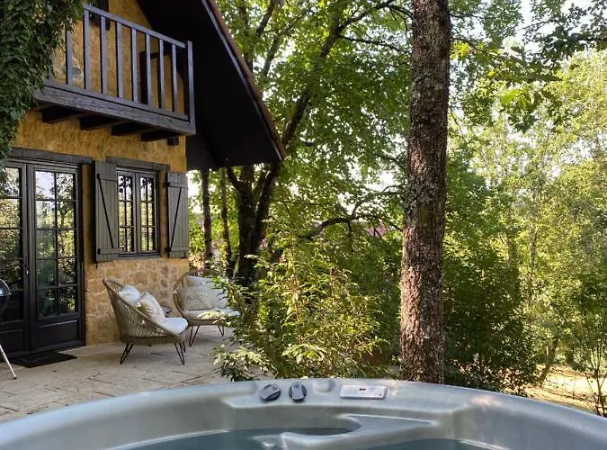 Petit Maison Du Chene * Auriac-du-Périgord